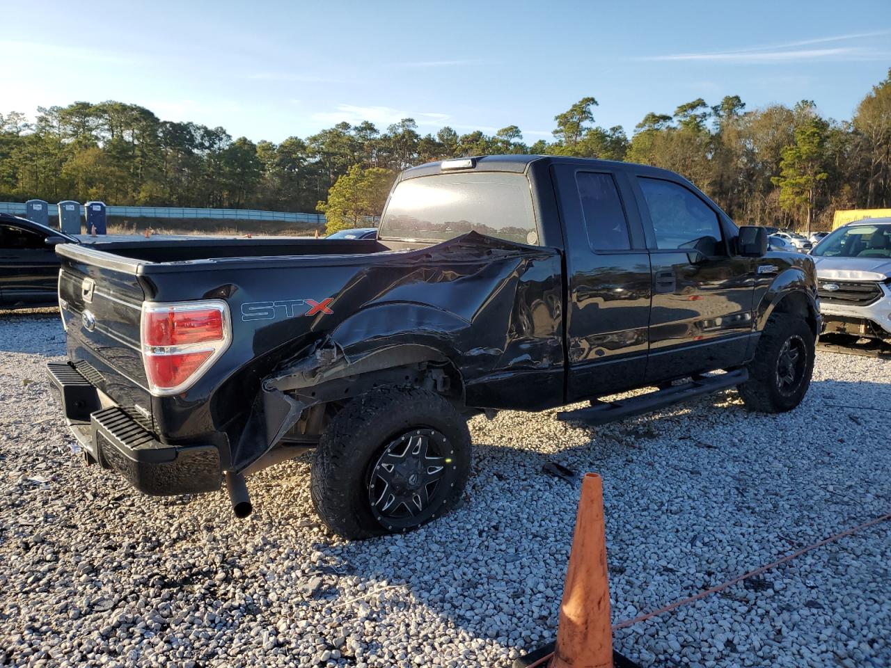 2013 Ford F-150 - Image 3