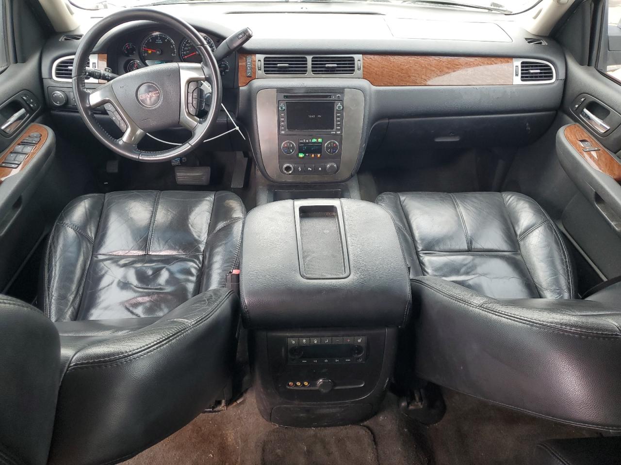 2007 GMC Yukon - Image 8