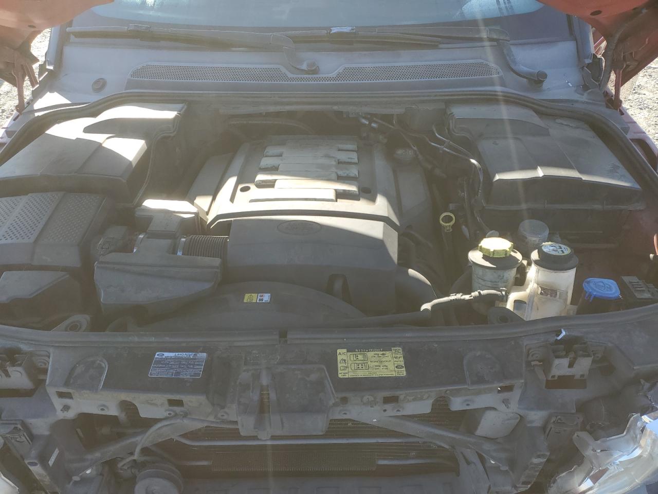 2008 Land Rover LR3 - Image 12
