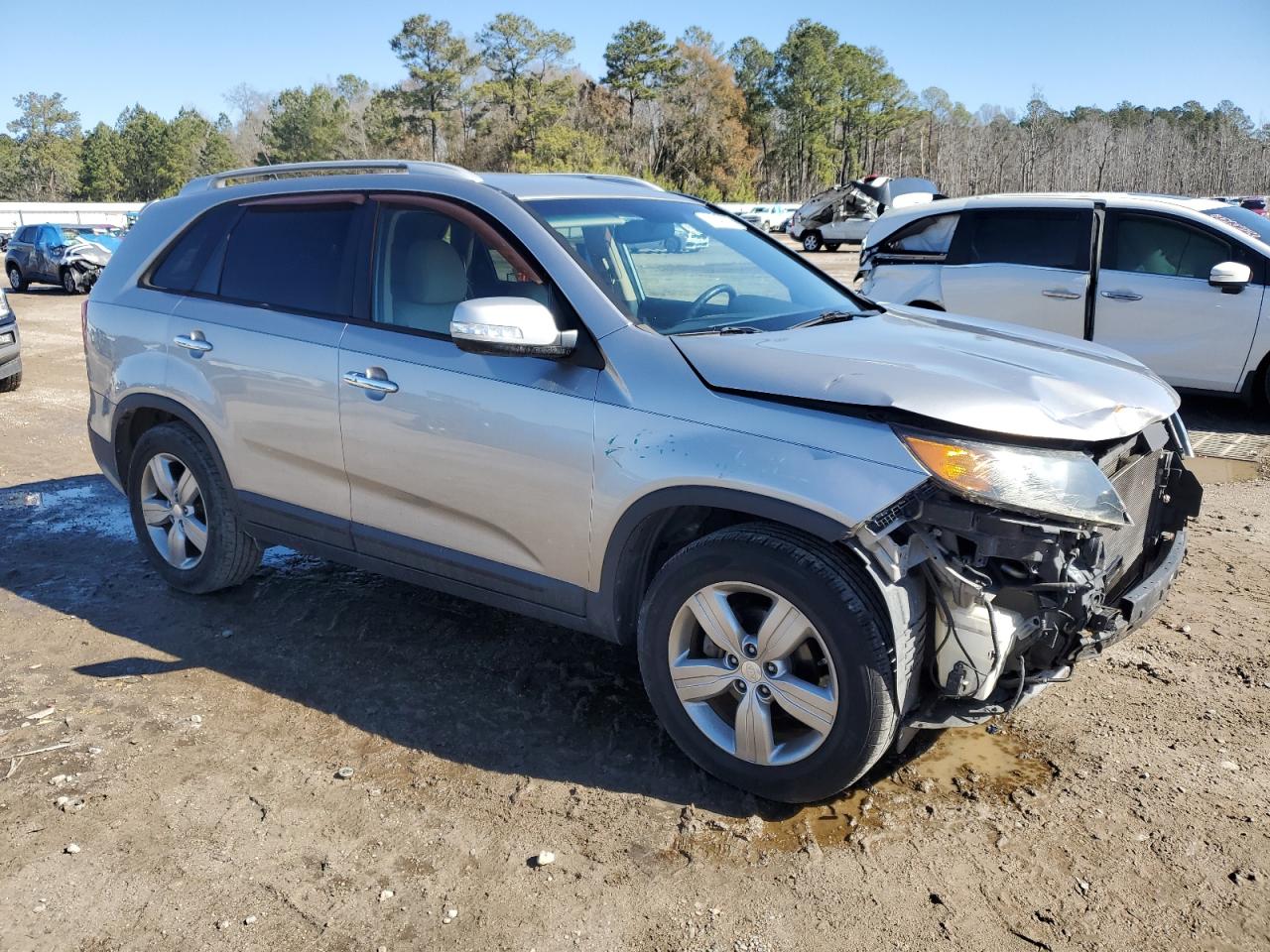 2013 Kia Sorento - Image 4