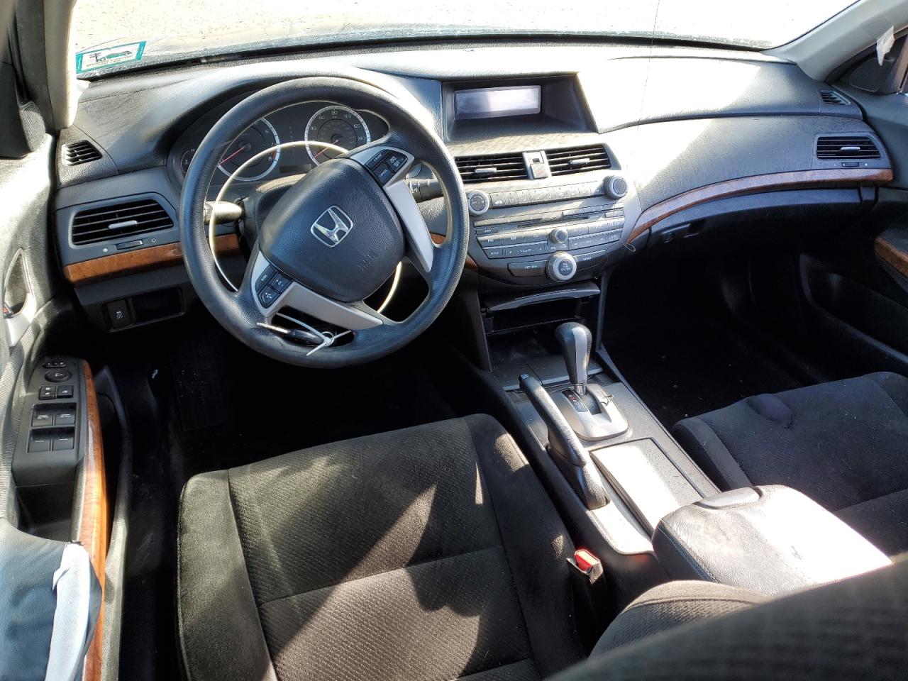 2011 Honda Accord - Image 8