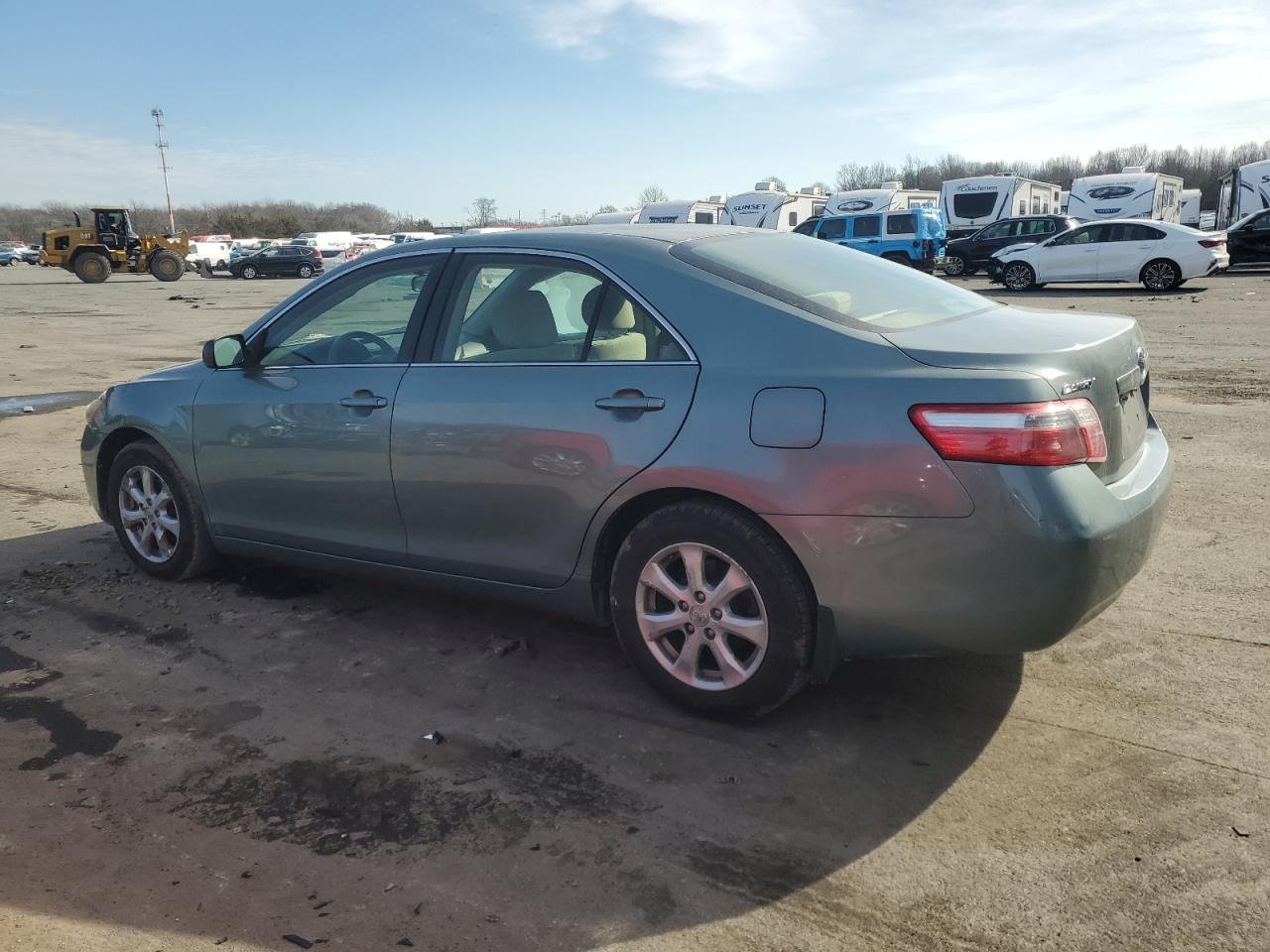 2007 Toyota Camry - Image 2