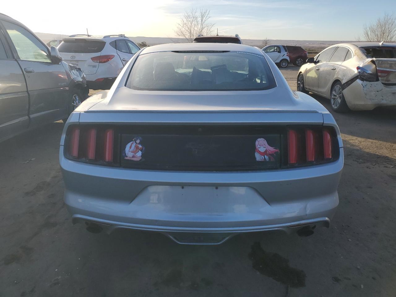 2016 Ford Mustang - Image 6