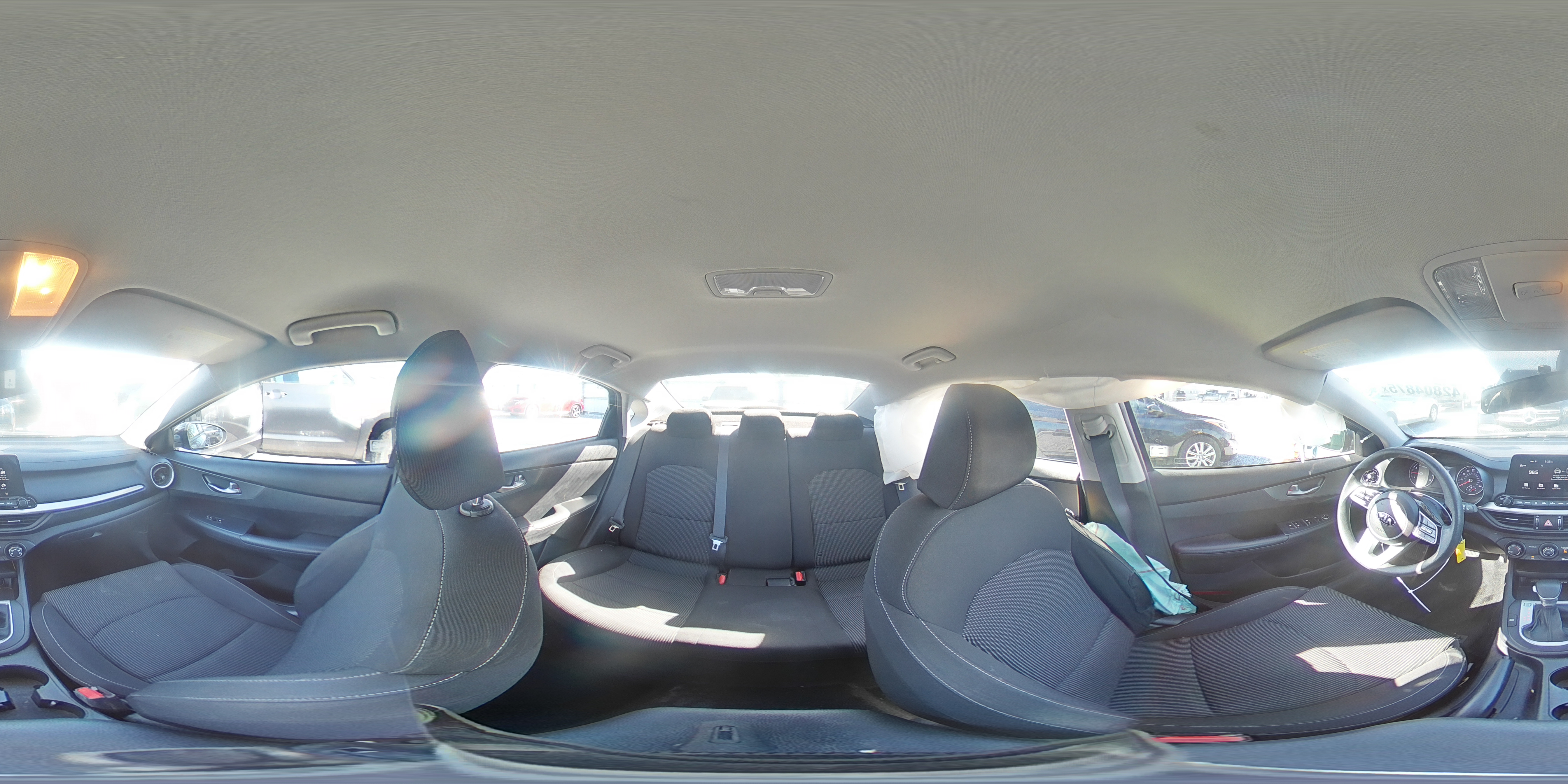 2020 Kia Forte - Image 13