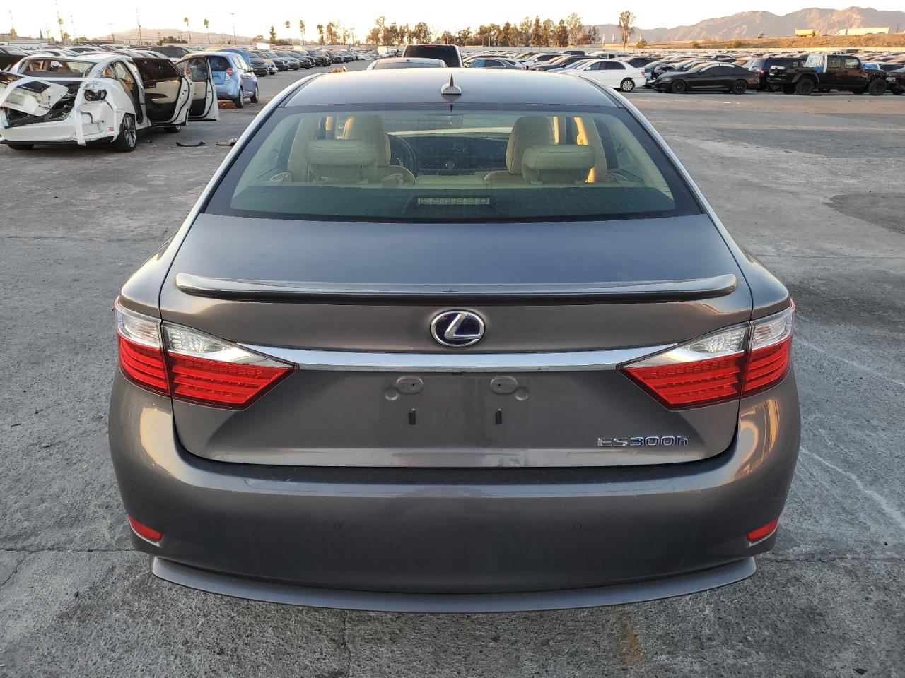 VIN JTHBW1GG7D2032033 2013 LEXUS ES300 no.6