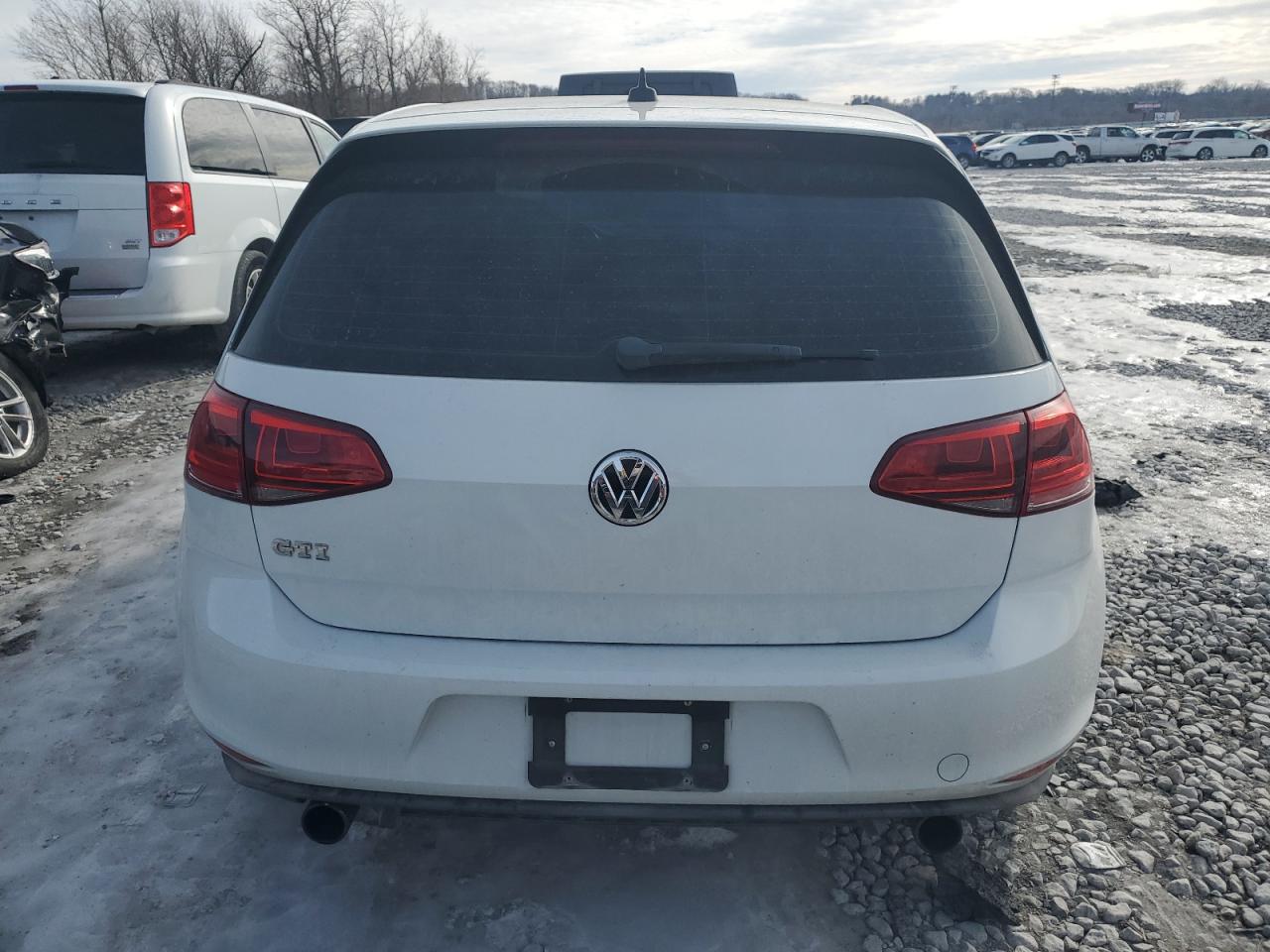 2015 Volkswagen GTI - Image 6