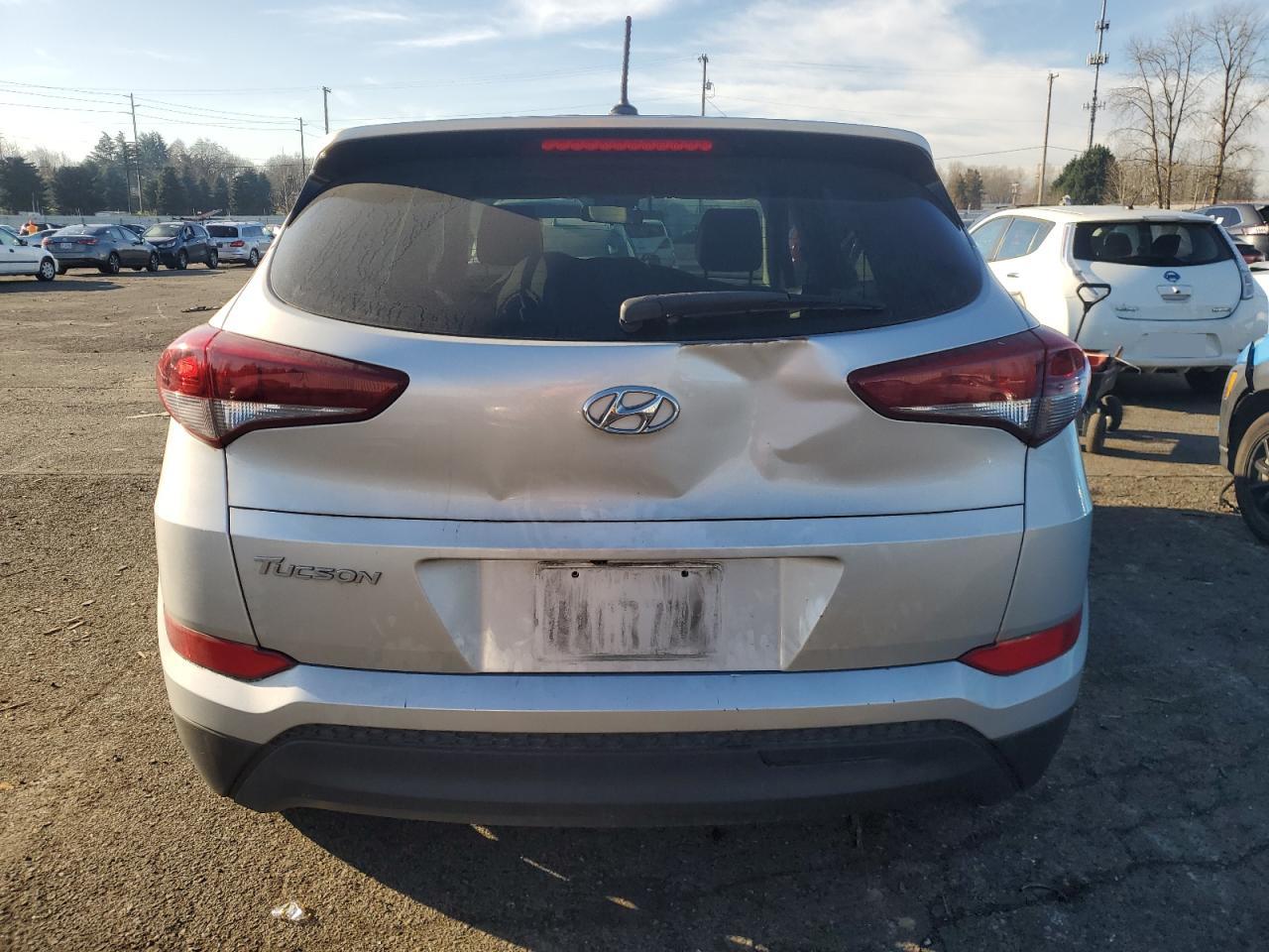 2017 Hyundai Tucson - Image 6