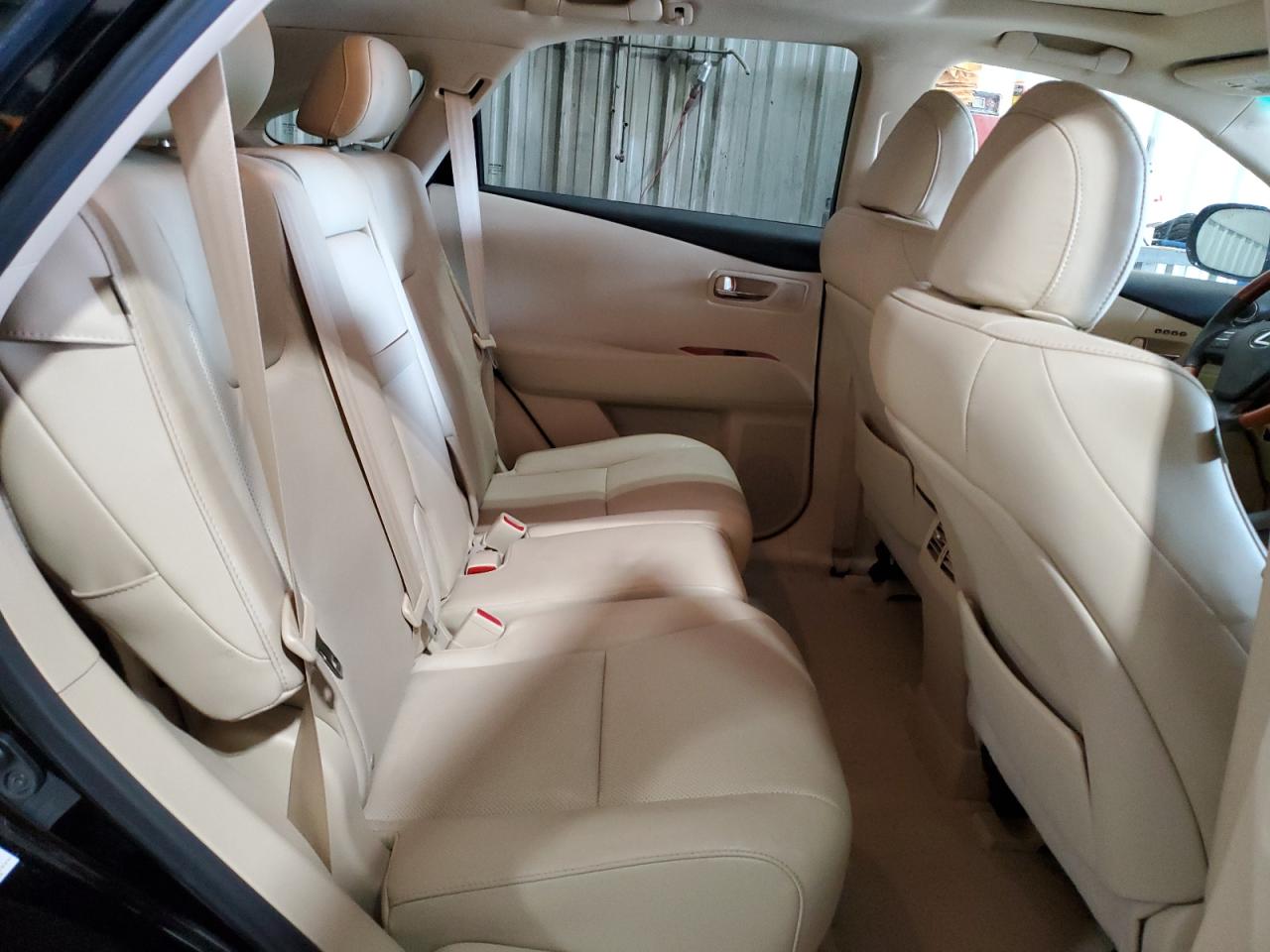 2011 Lexus RX - Image 10
