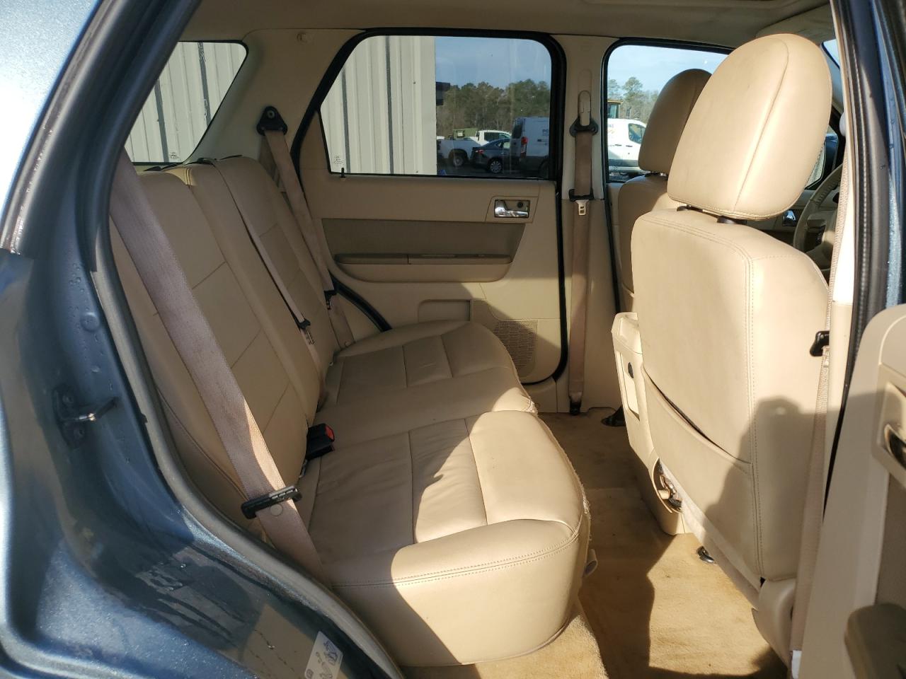 2012 Ford Escape - Image 11