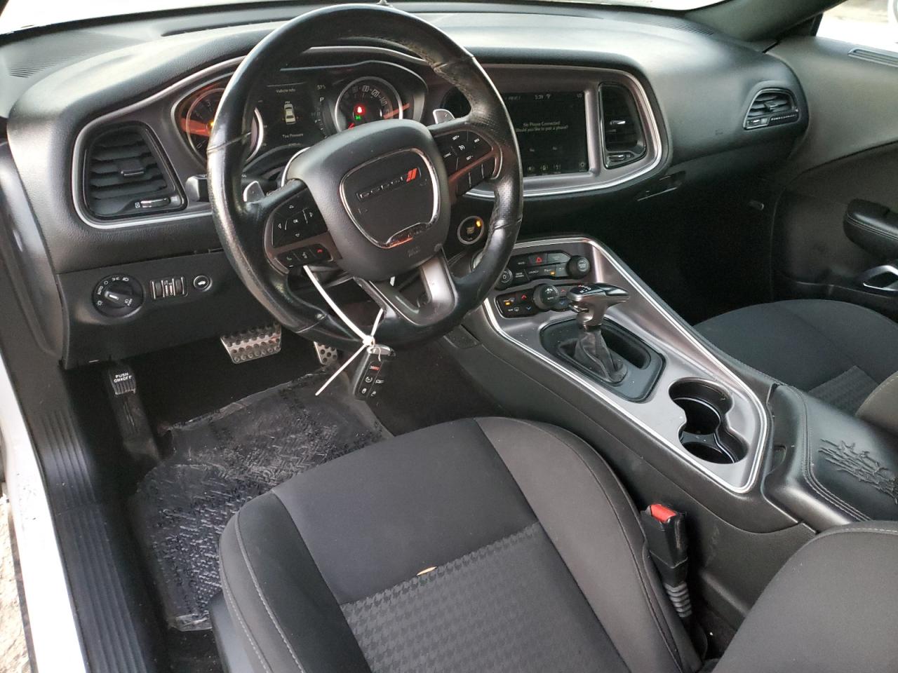 2019 Dodge Challenger - Image 8