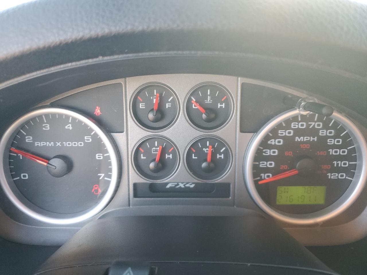 2004 Ford F-150 - Image 9