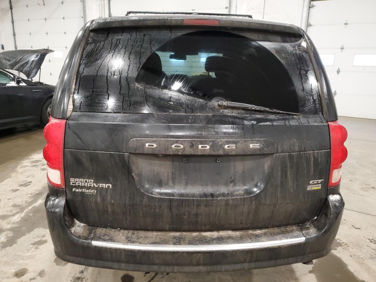 2019 Dodge Caravan - Image 6
