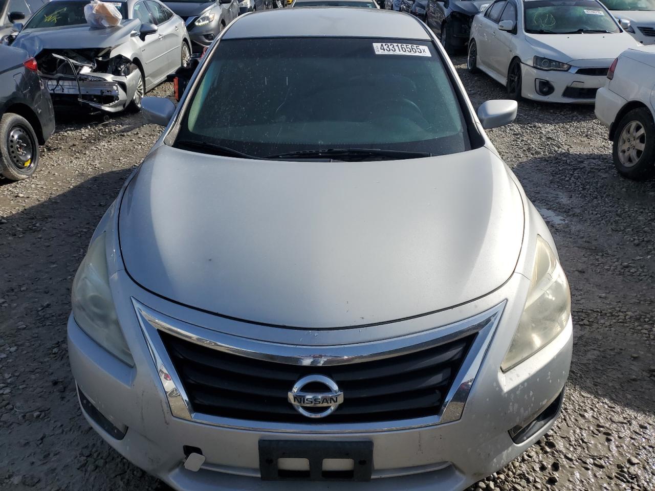 2015 Nissan Altima - Image 5