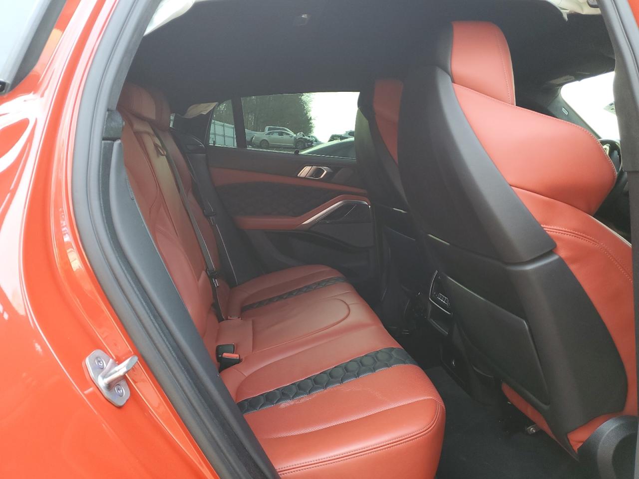 2021 BMW X6 - Image 10