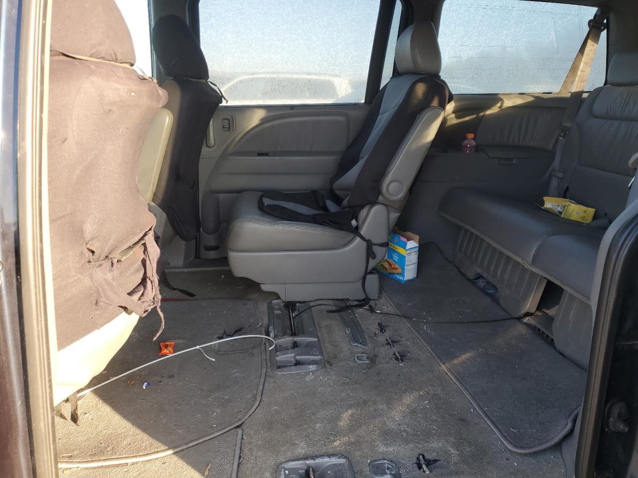 2010 Honda Odyssey - Image 10