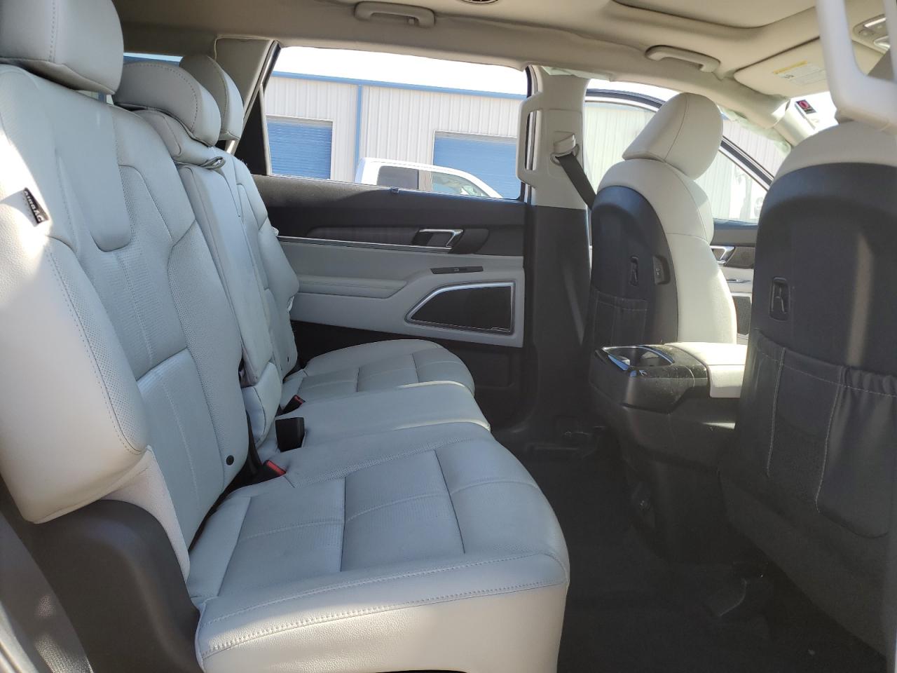 2024 Kia Telluride - Image 11