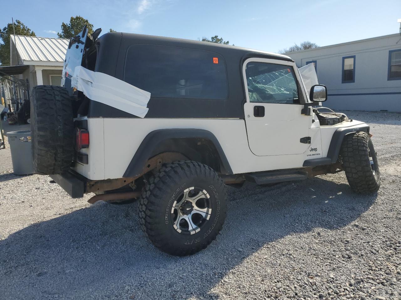 2004 Jeep Wrangler - Image 3