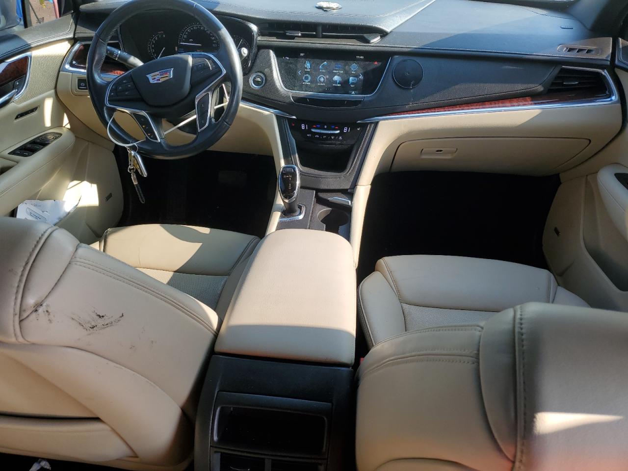 2018 Cadillac XT5 - Image 8
