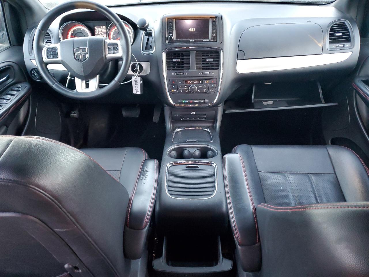 2015 Dodge Caravan - Image 8