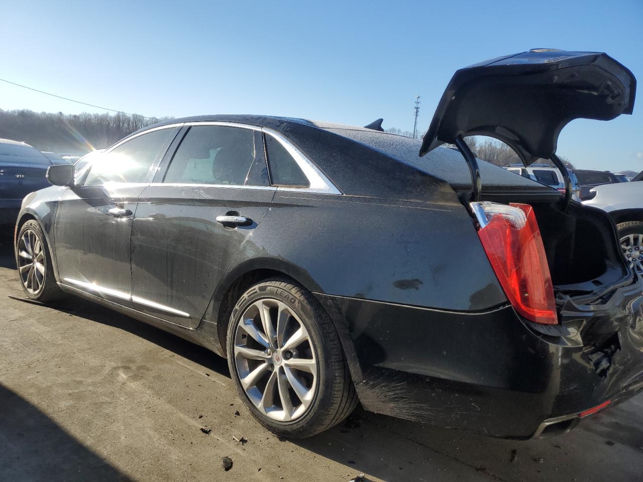 2013 Cadillac XTS - Image 2