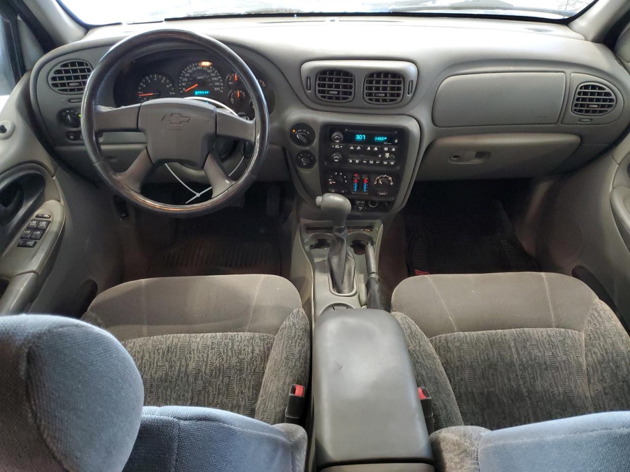 2003 Chevrolet TrailBlazer - Image 8