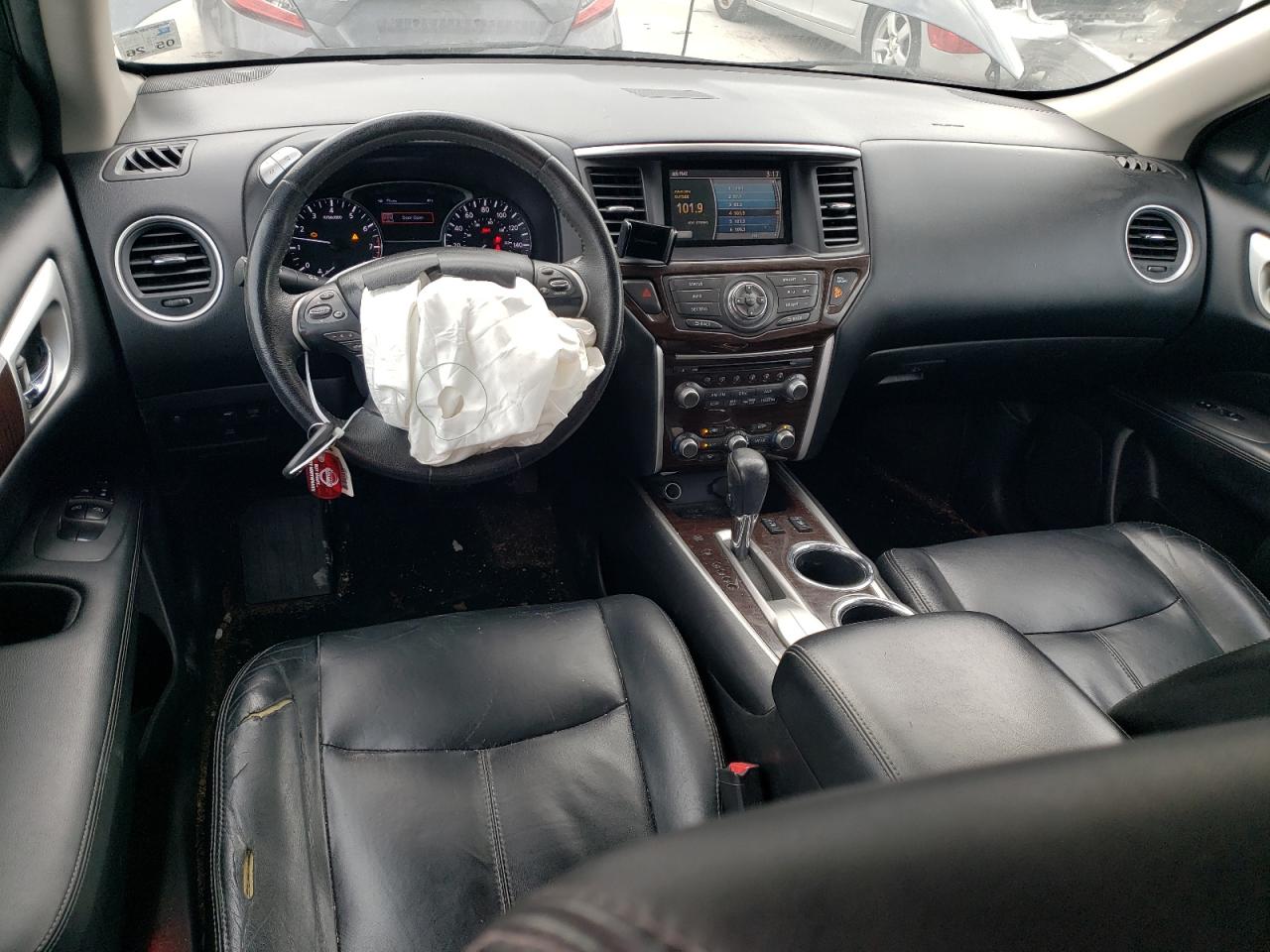 2013 Nissan Pathfinder - Image 8