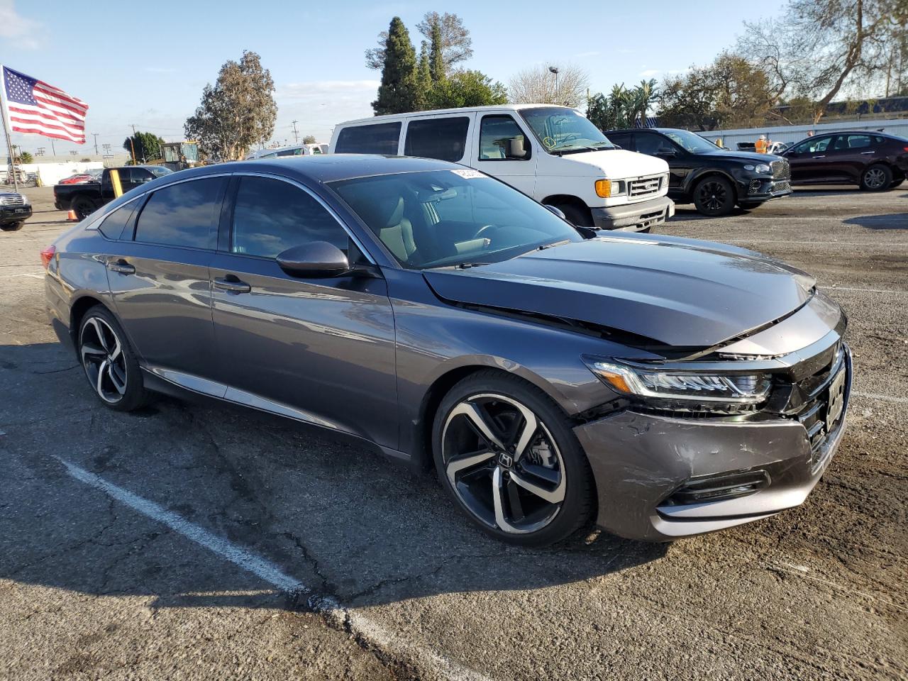 2020 Honda Accord - Image 4