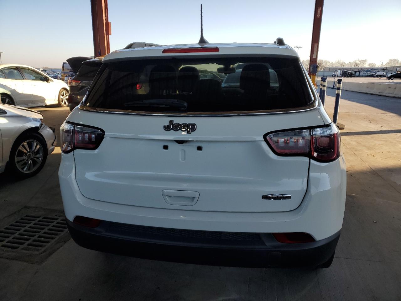 2020 Jeep Compass - Image 6