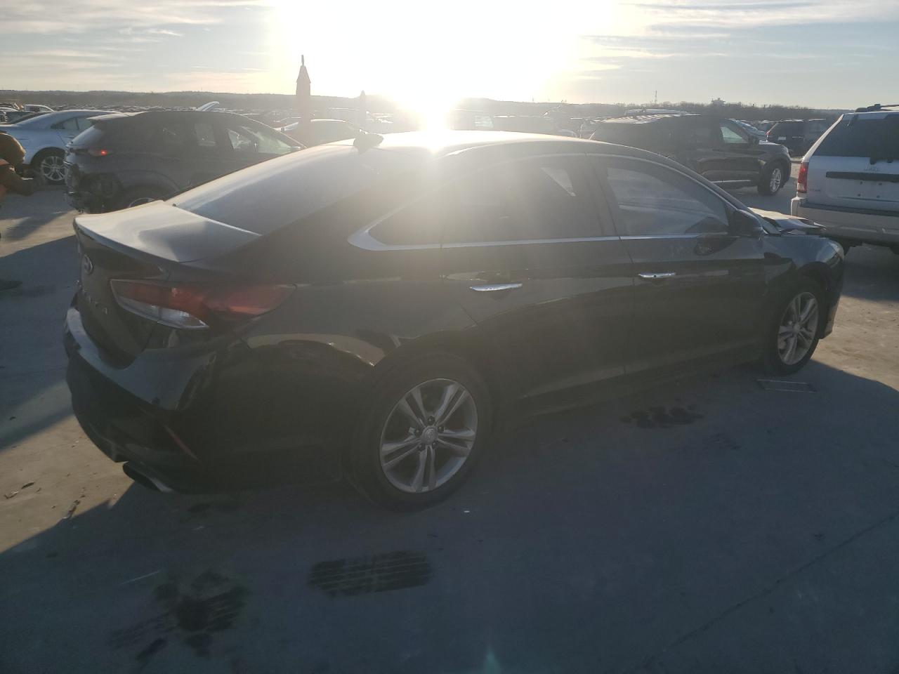 2018 Hyundai Sonata - Image 3