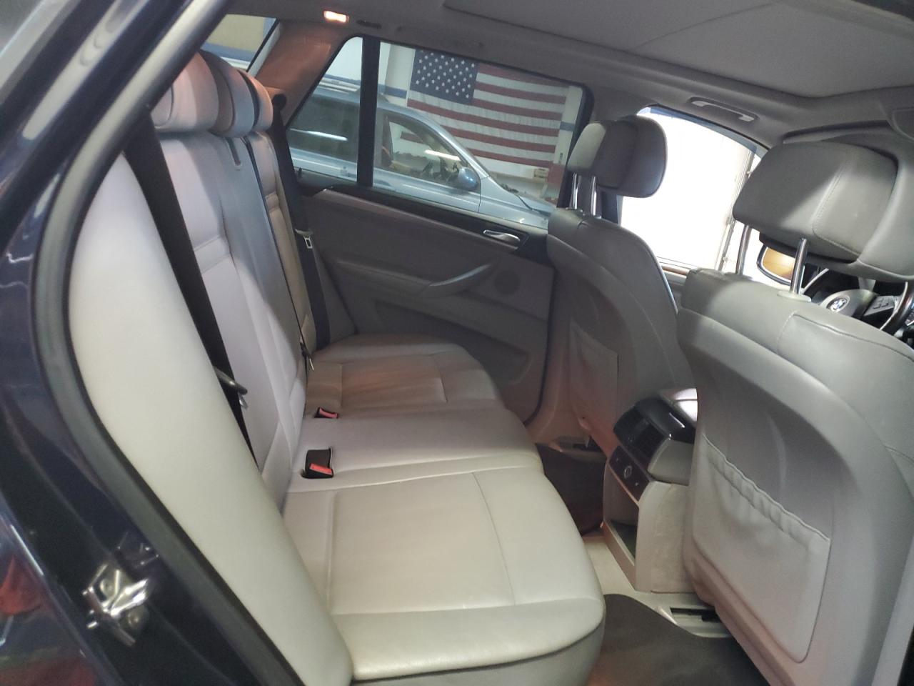 2009 BMW X5 - Image 11