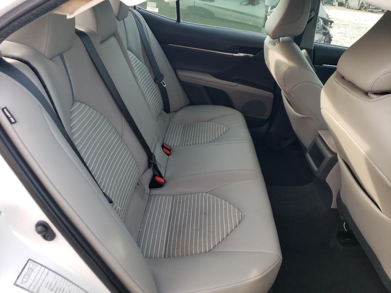 2021 Toyota Camry - Image 10