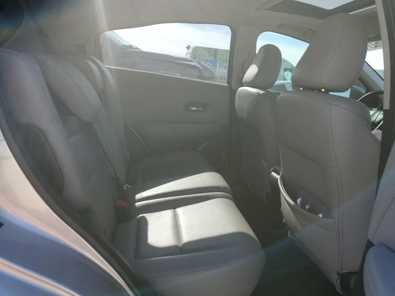 2016 Honda HR-V - Image 11