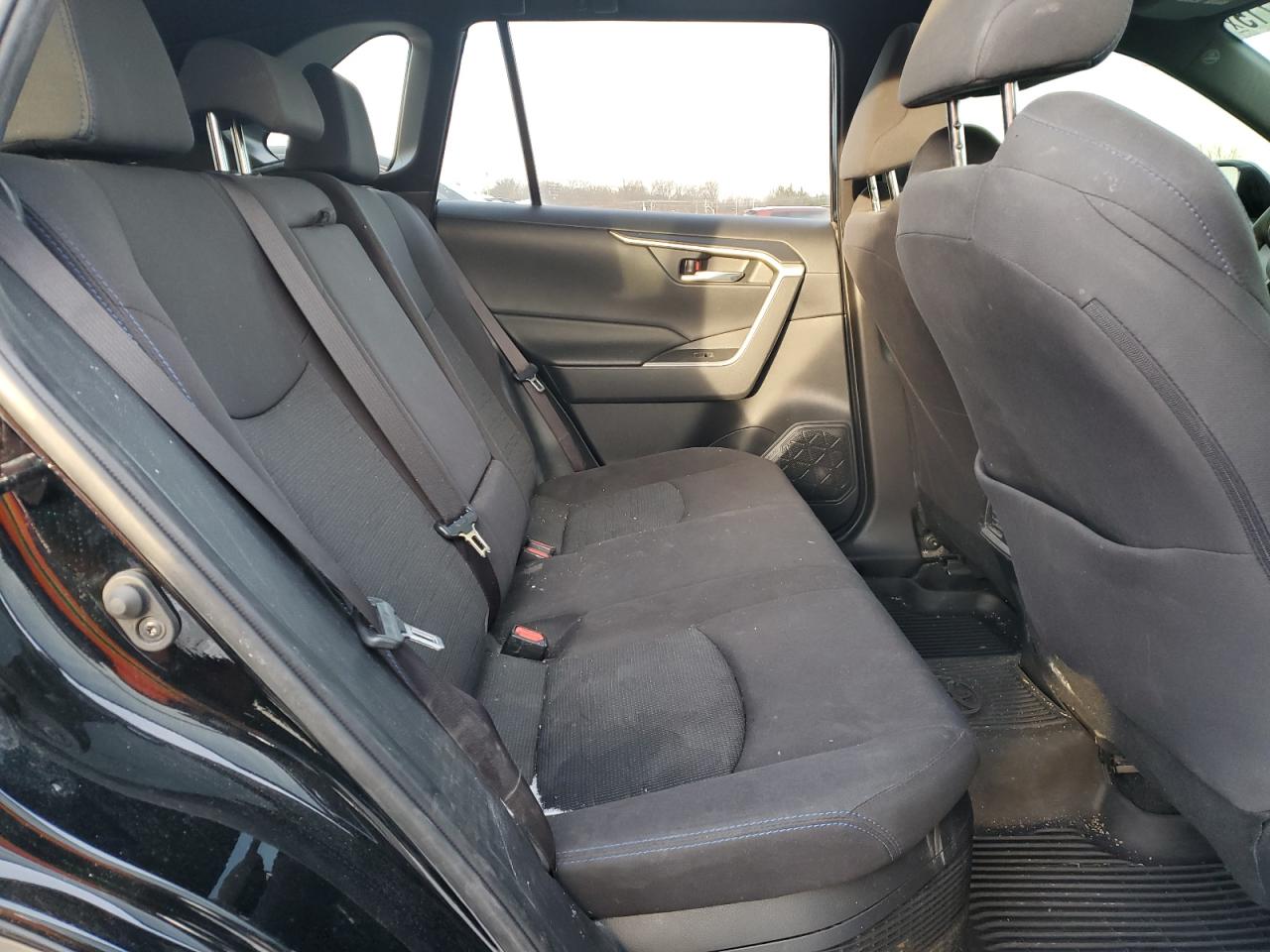 2022 Toyota RAV 4 - Image 11