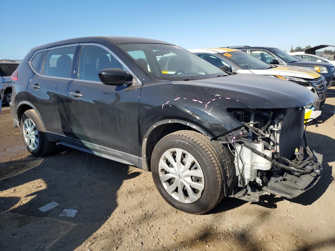 2017 Nissan Rogue - Image 4
