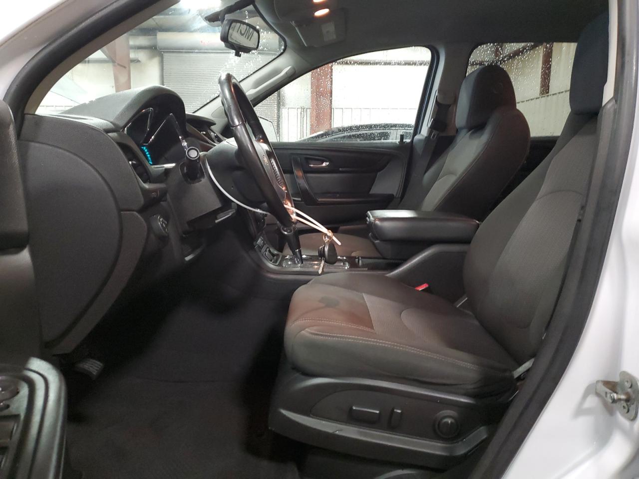 2016 Chevrolet Traverse - Image 7