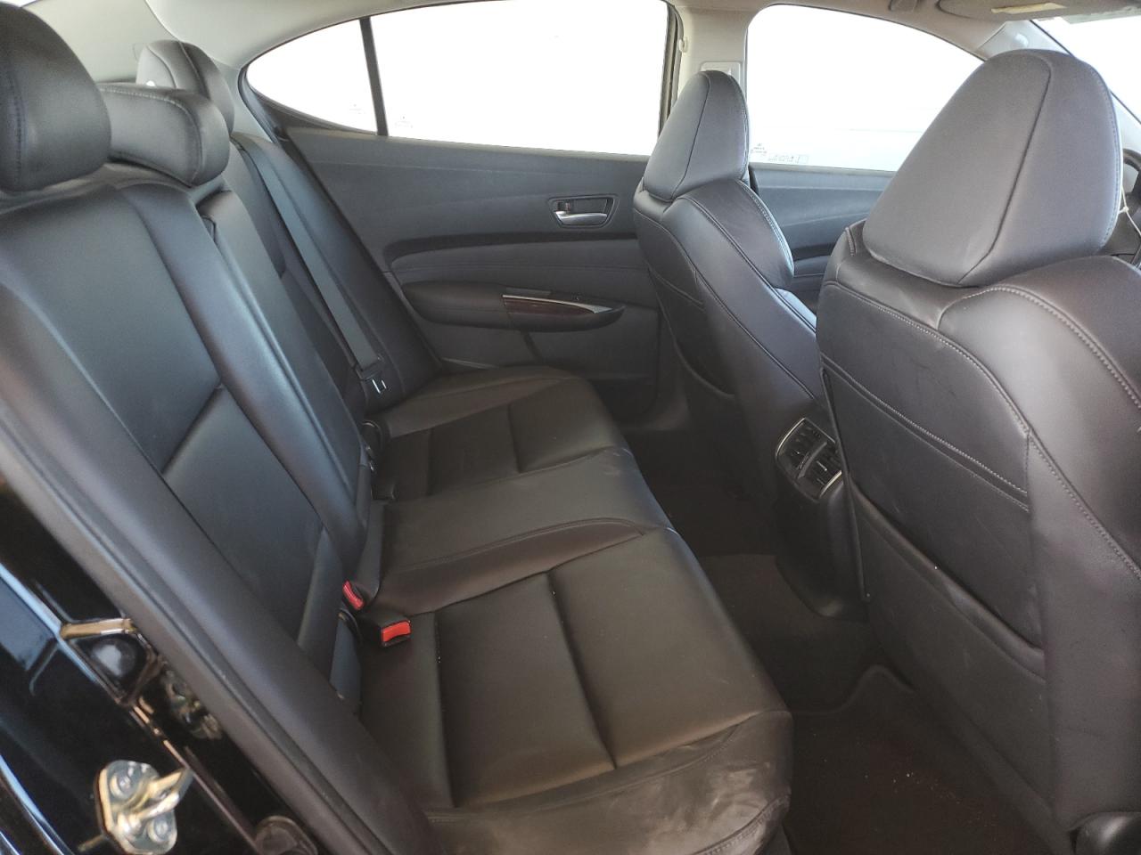 2016 Acura TLX - Image 10
