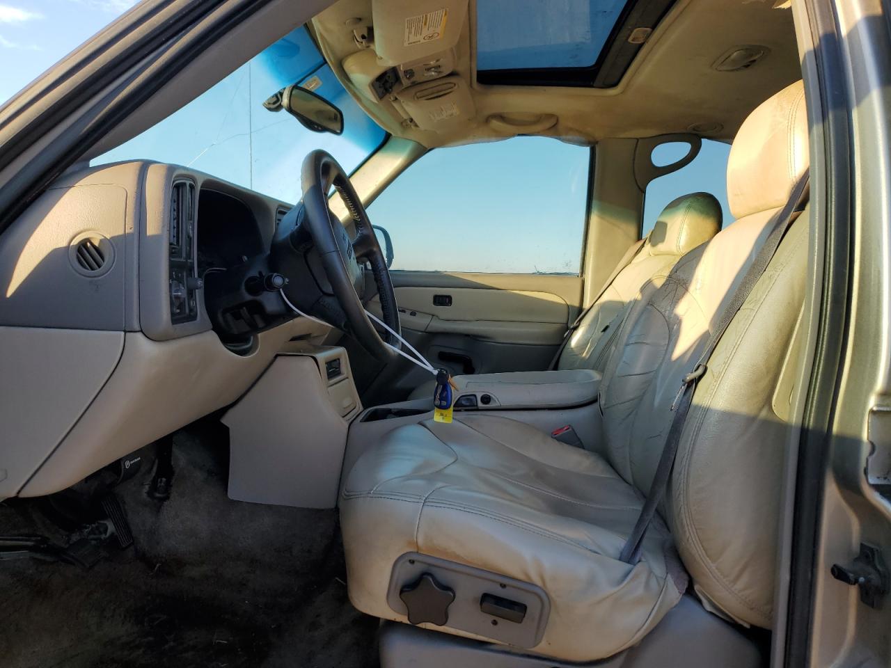 2002 GMC Yukon - Image 7