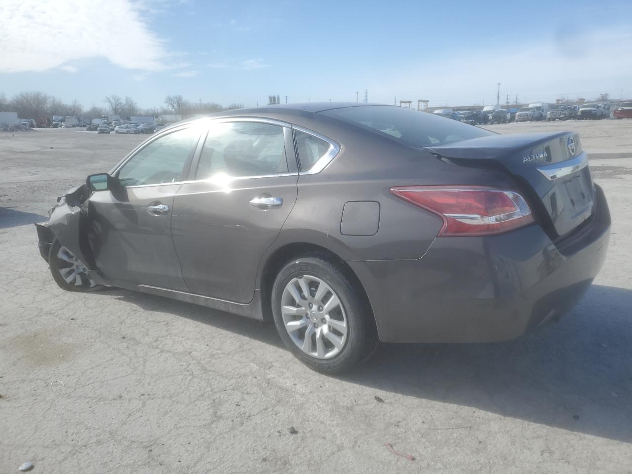 2013 Nissan Altima - Image 2