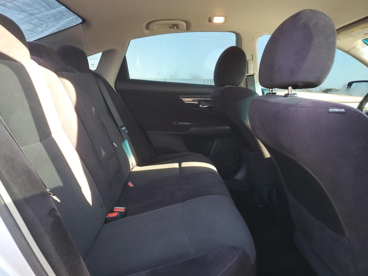 2013 Nissan Altima - Image 10