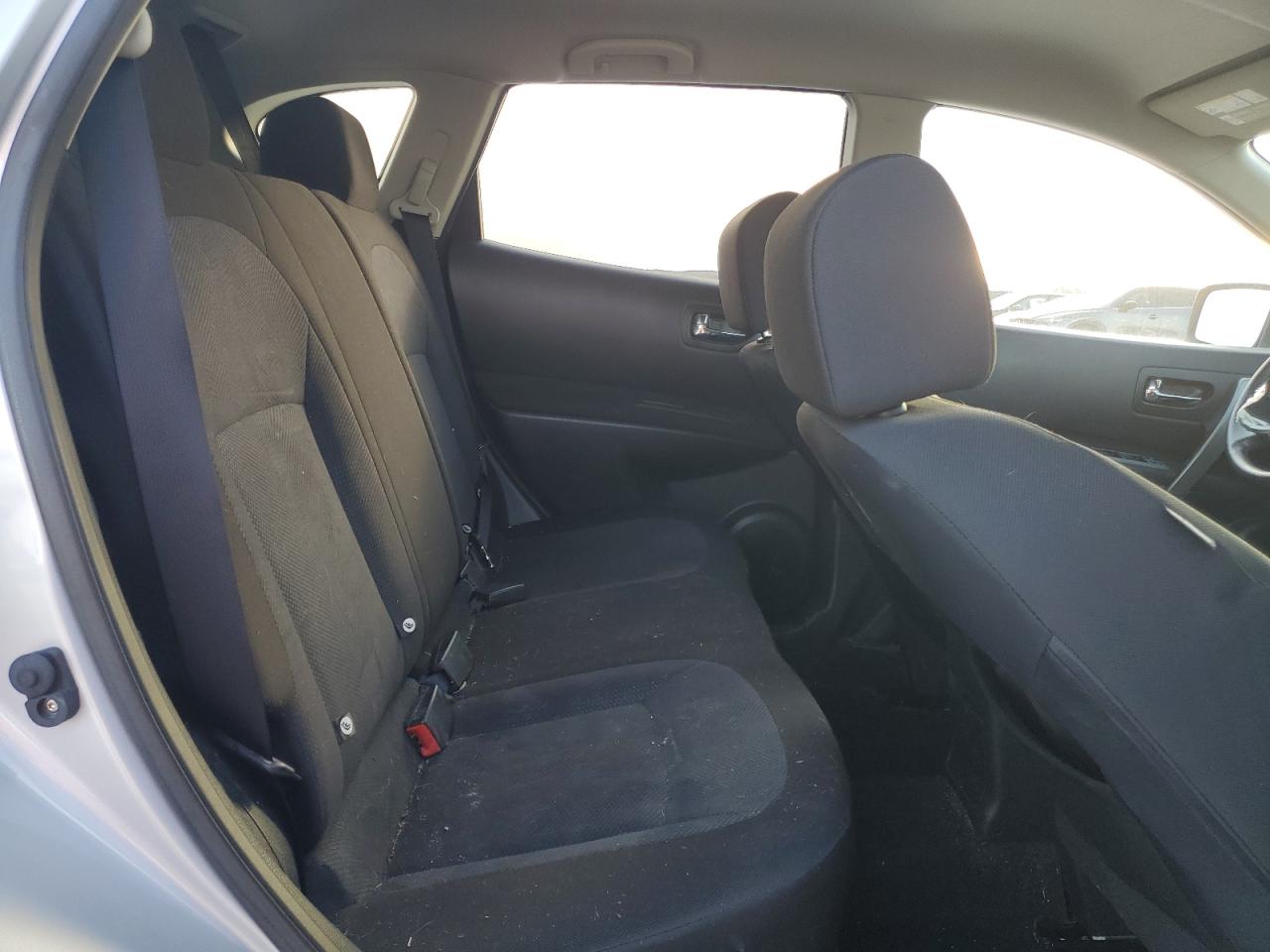 2013 Nissan Rogue - Image 11