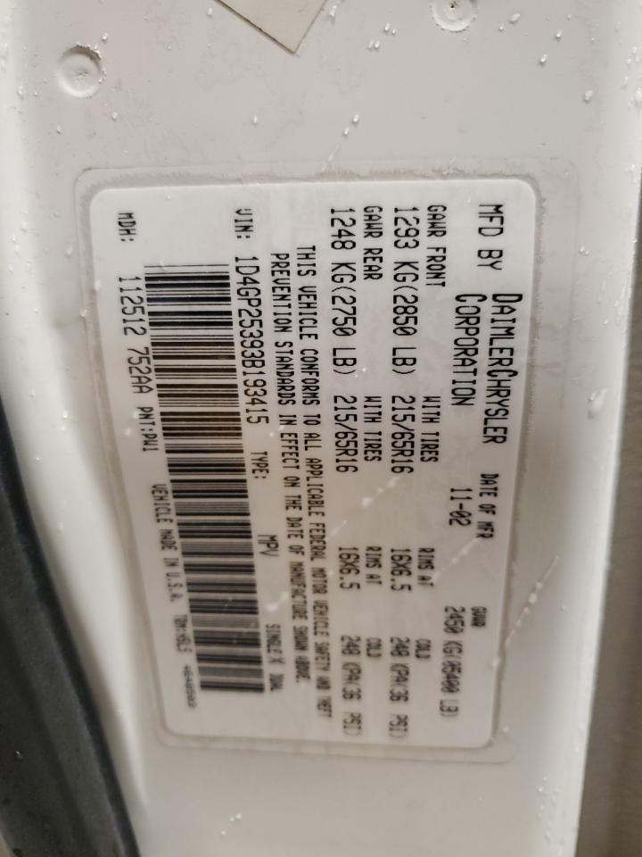 2003 Dodge Caravan - Image 13