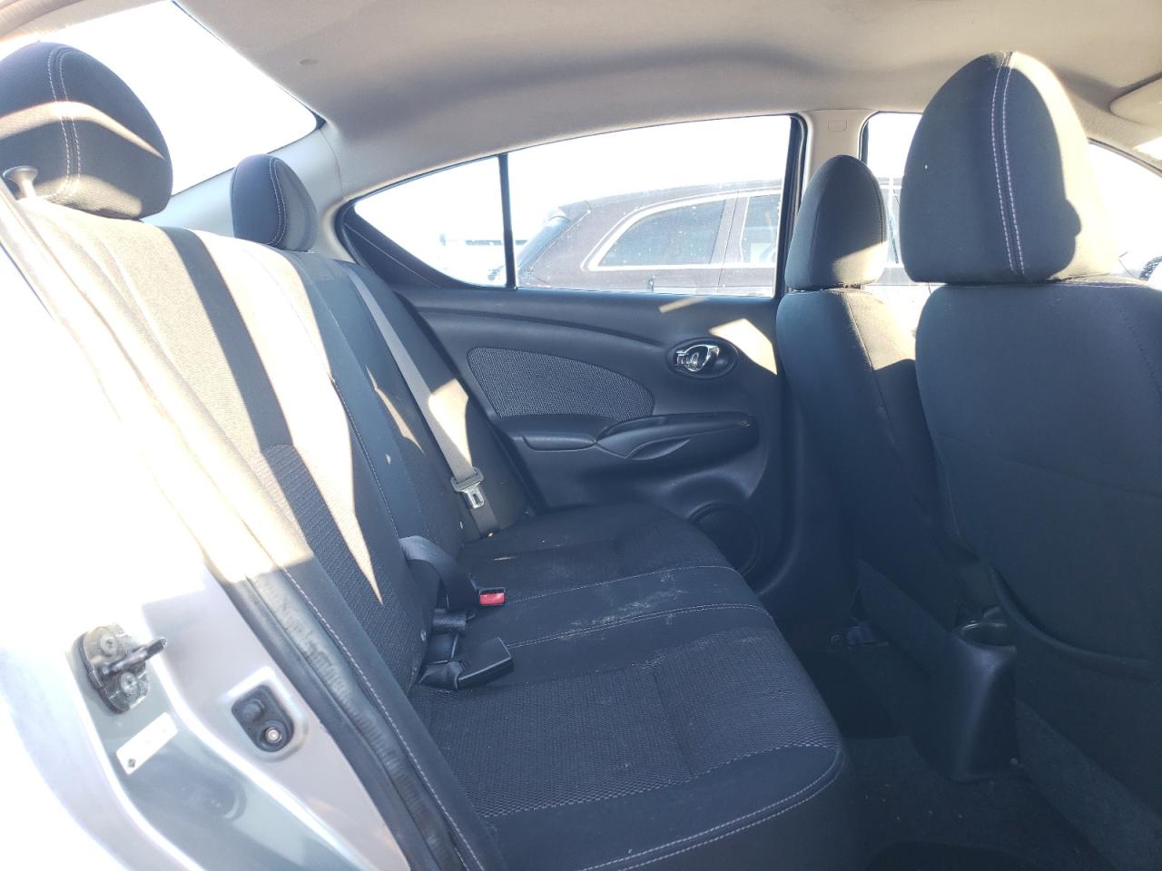 2014 Nissan Versa - Image 10