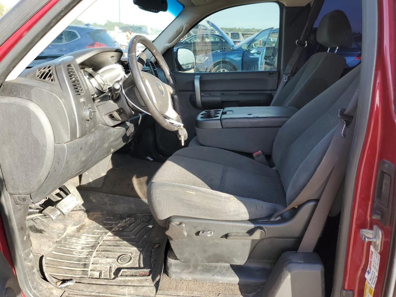 2007 Chevrolet Silverado - Image 7