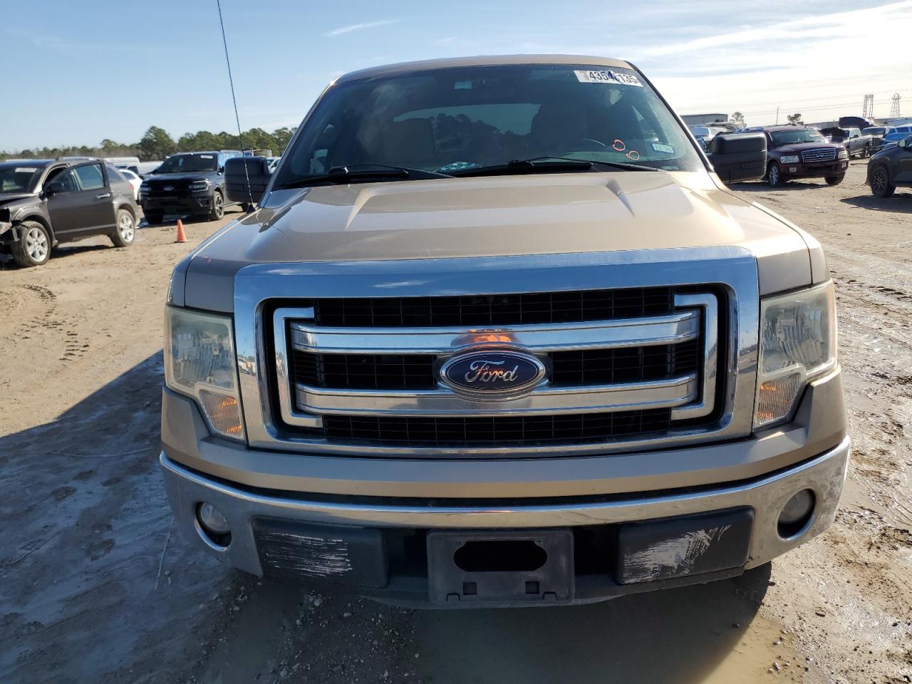 2014 Ford F-150 - Image 5
