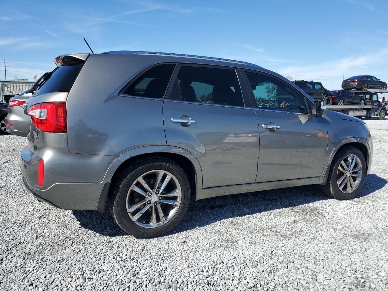 2014 Kia Sorento - Image 3