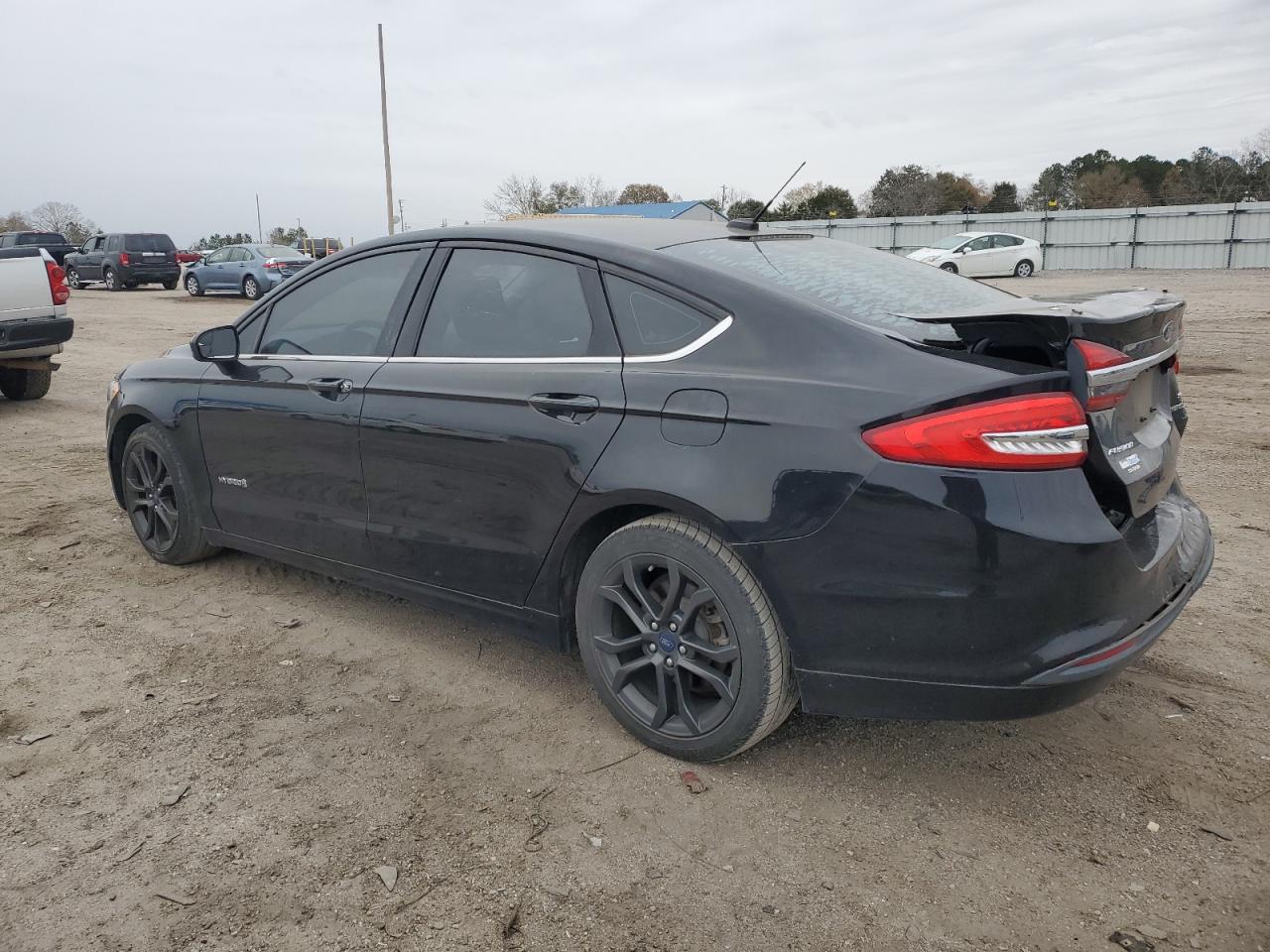 2018 Ford Fusion - Image 2