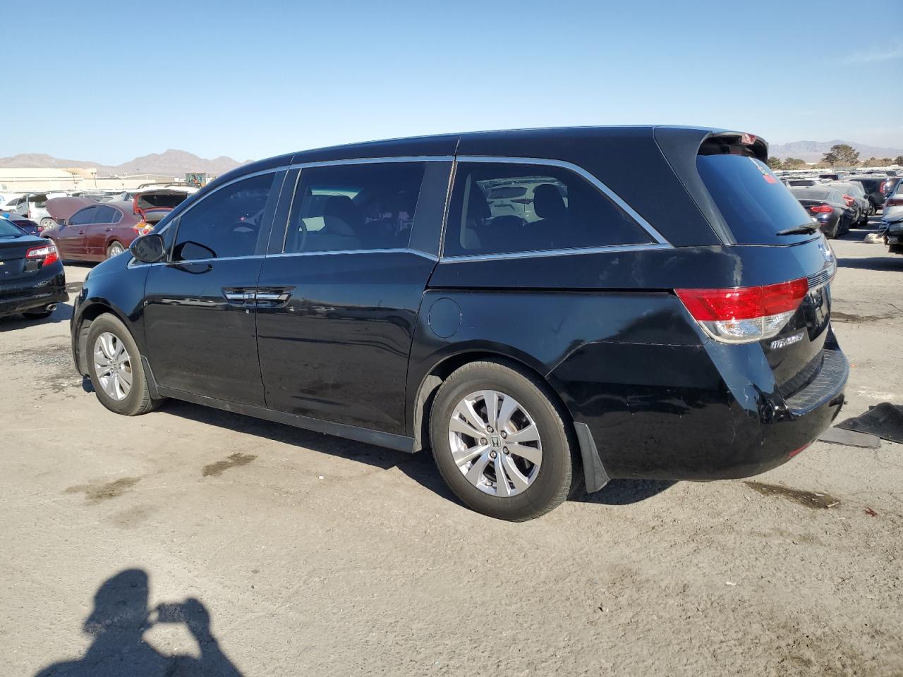 2015 Honda Odyssey - Image 2