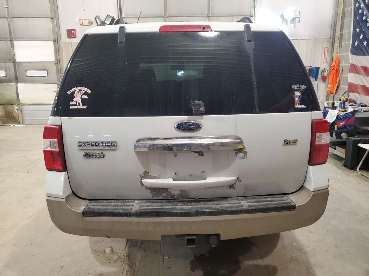 2009 Ford Expedition - Image 6