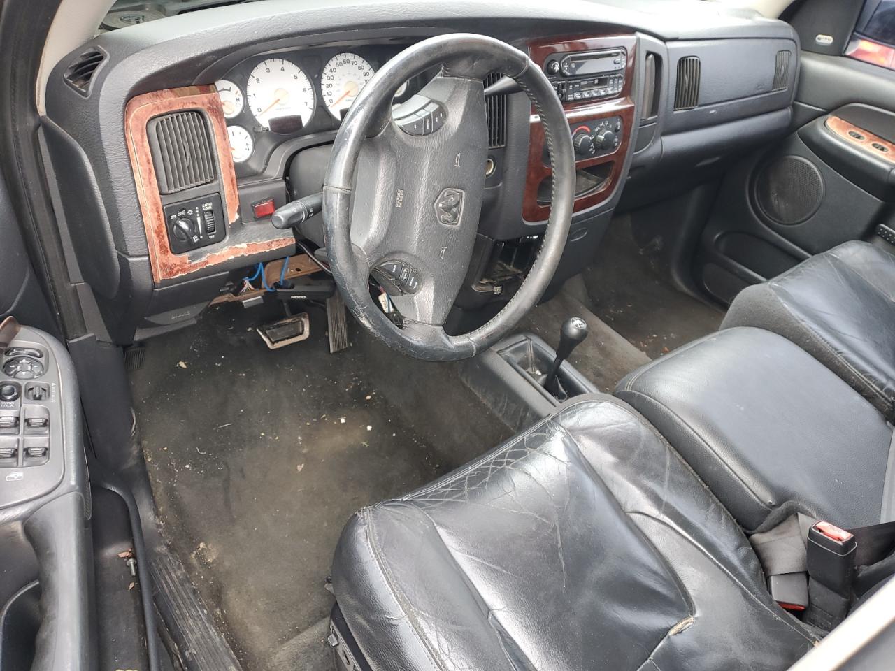 2002 Dodge RAM - Image 8