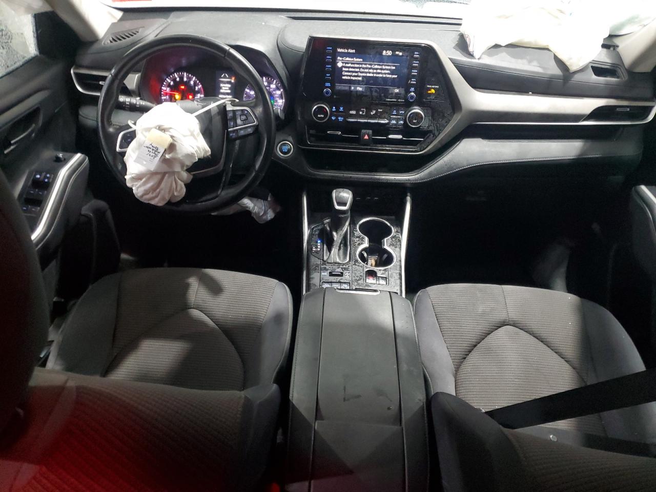2021 Toyota Highlander - Image 8